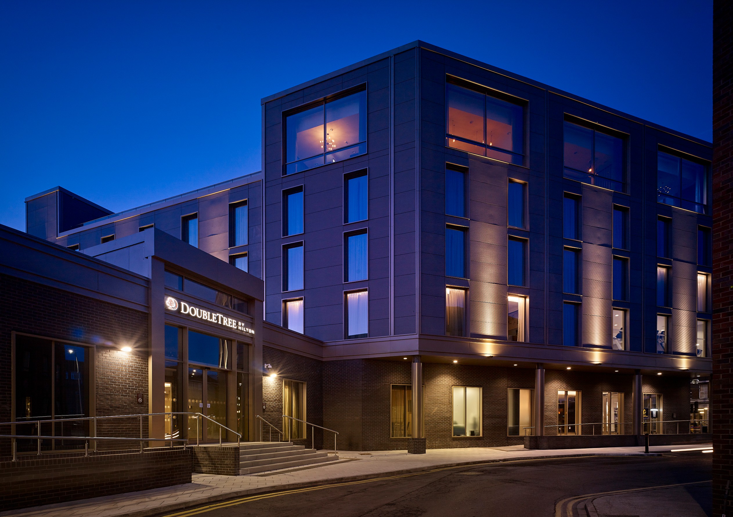 DoubleTree by Hilton Hull