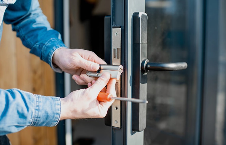 AccessArmor Locksmith Brackley