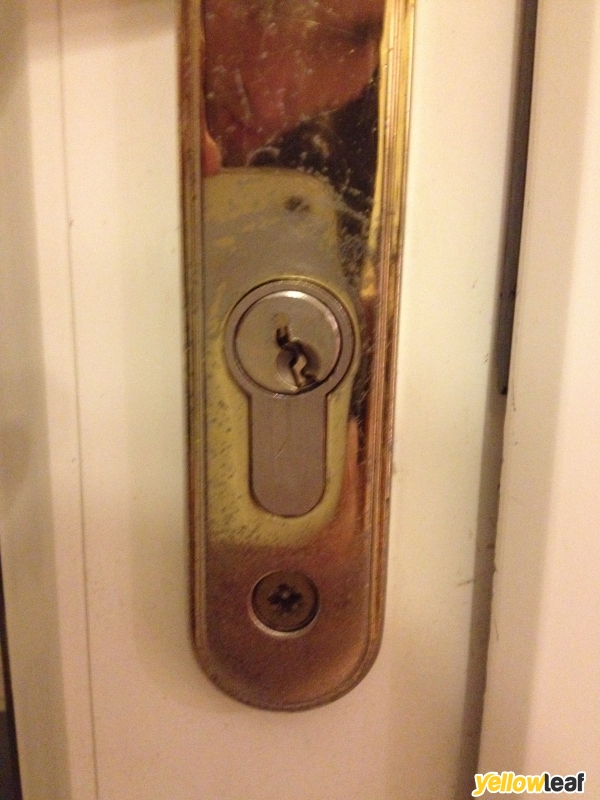 LW Locksmiths Warrington