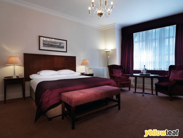 Macdonald Burlington Hotel