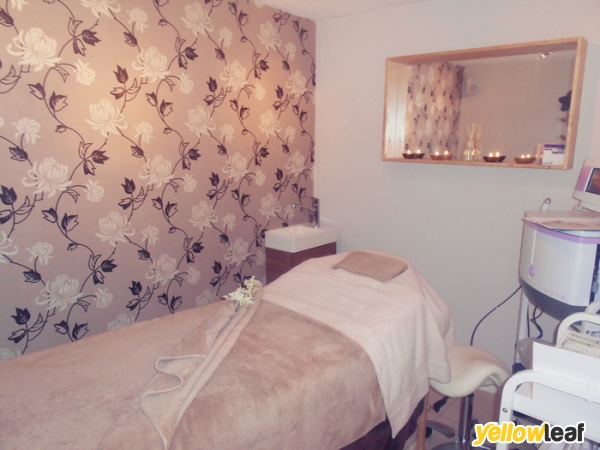 Skin Deep Beauty & Laser Clinic