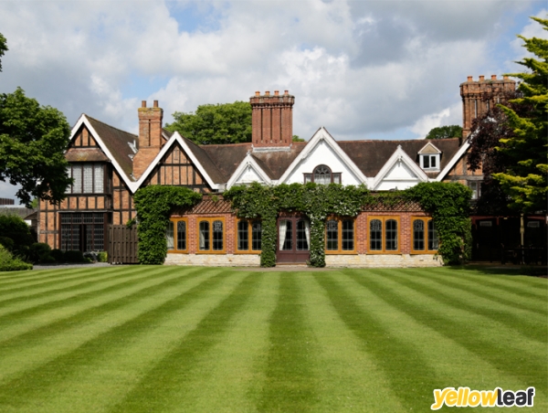 Macdonald Alveston Manor Hotel