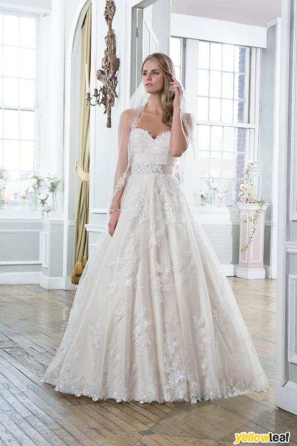 Ann's Bridal Room
