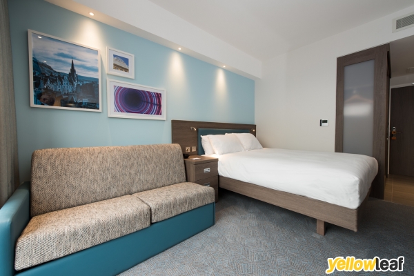 Hampton by Hilton Edinburgh West End