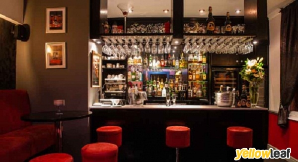 Giannis Italian Restaurant