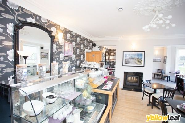 B.E. Decor