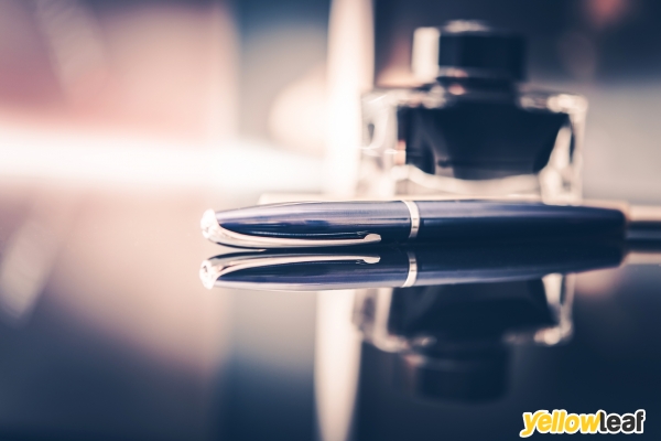 Commercial Contract Advisers