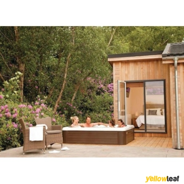 Garden & Rooms