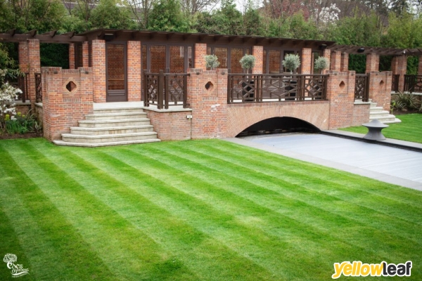 Commercial Garden Maintenance - Eden Gardens