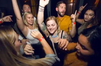 1 Big Night Out London Pub Crawl