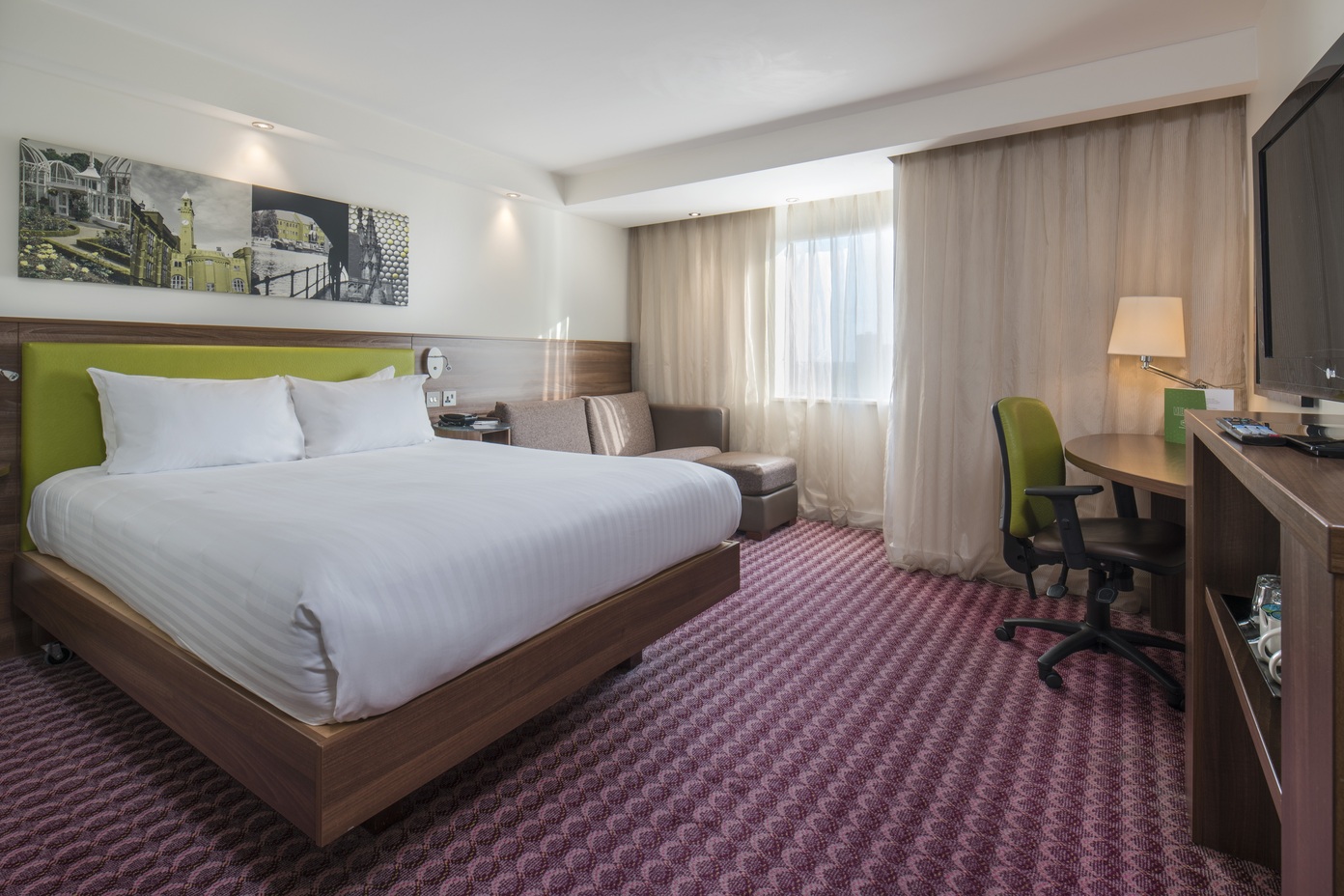 Hampton by Hilton Birmingham Broad Street