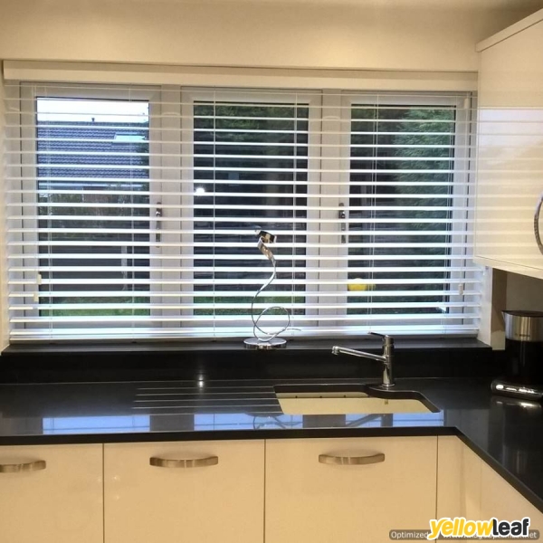 Sheilas Shades Blinds & Beds.