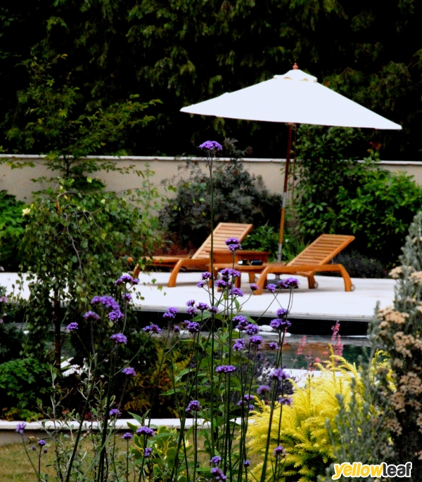 1 To One Garden Design