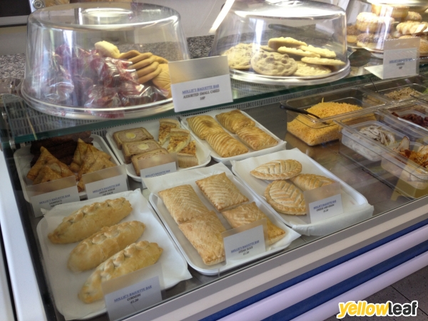 Mollies Baguette Bar