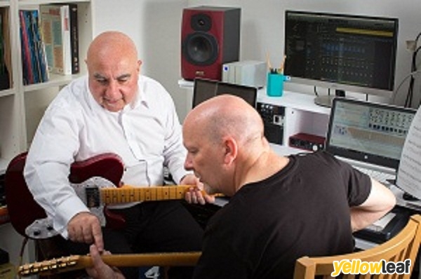Pete Farrugia Guitar Teacher