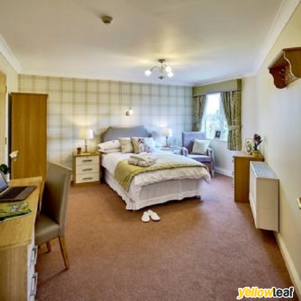 St Giles Nursing Home