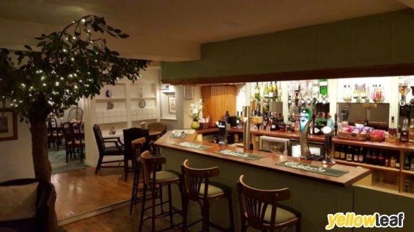 Apple Tree Hotel