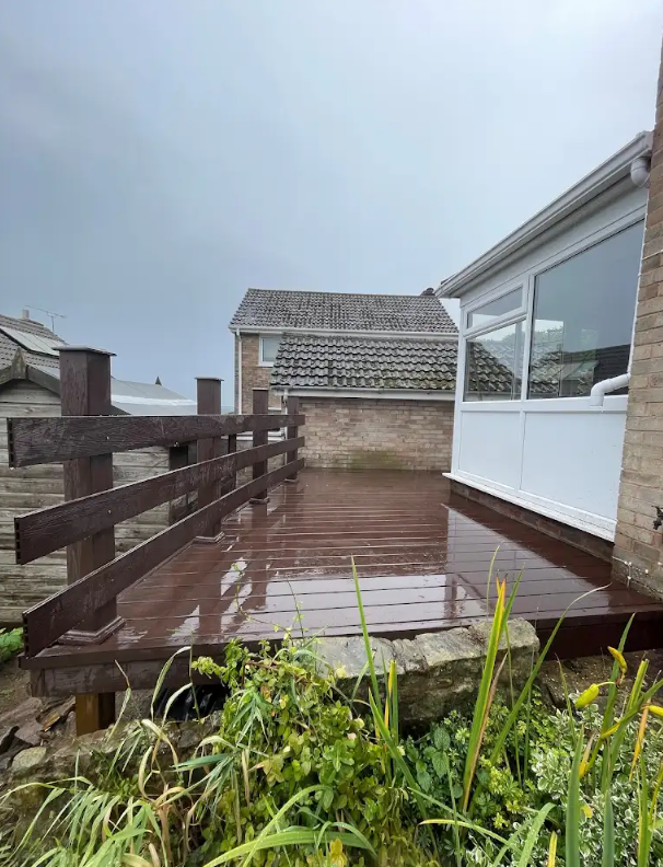 Elevate Decking
