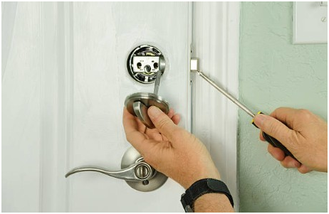 DB Locksmiths Hampshire