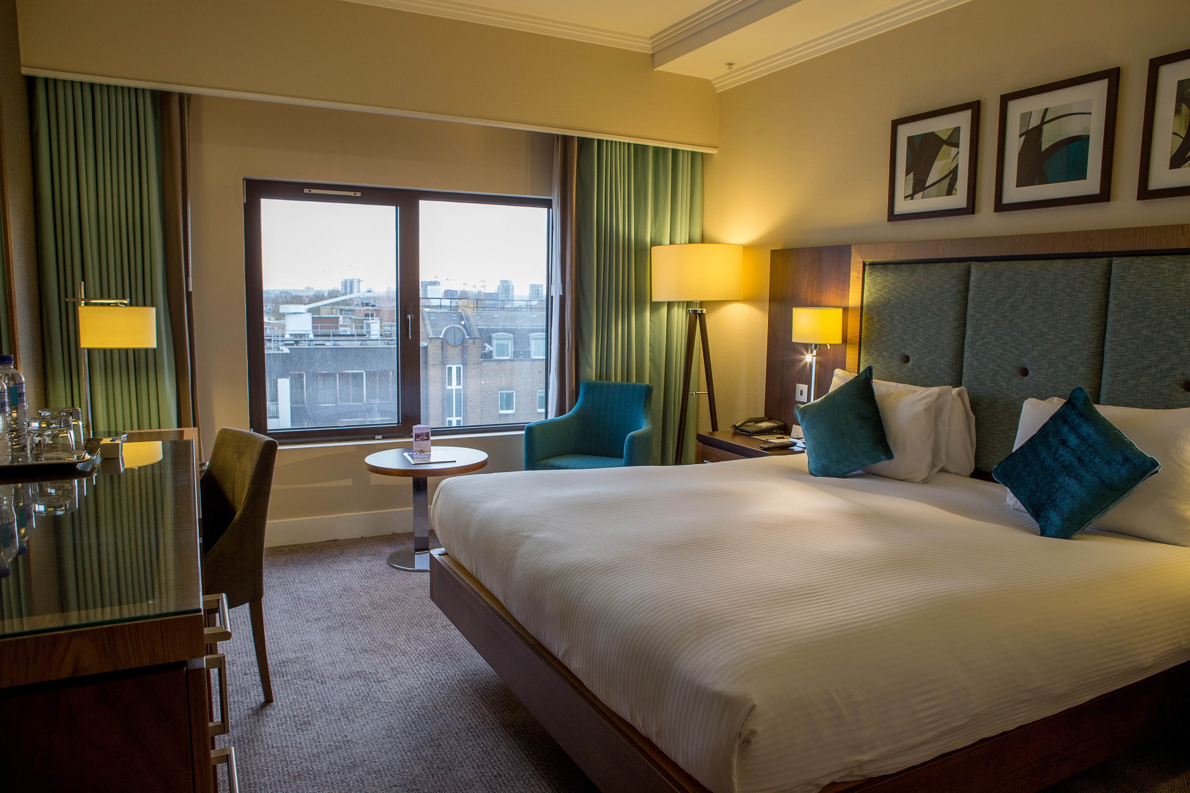 Doubletree By Hilton London - Victoria