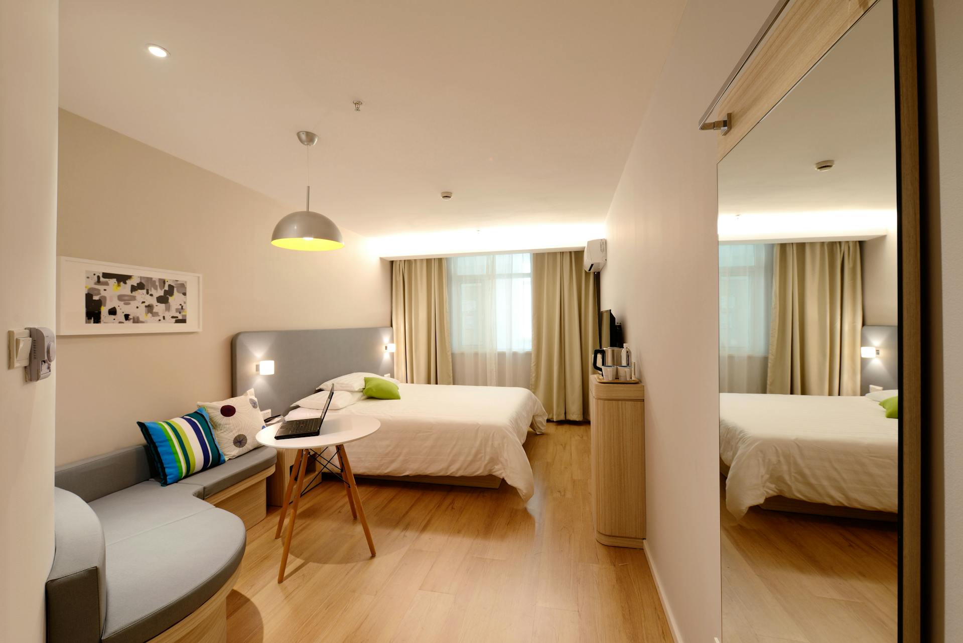 ThisRapt Hospitality Marketing Agency