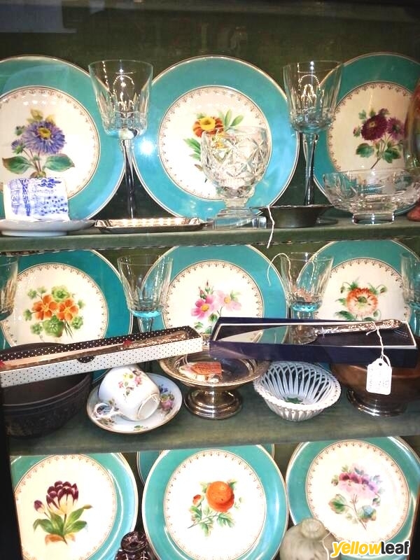 Northcote Road Antiques Market