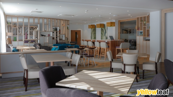 Hampton By Hilton Exeter Airport