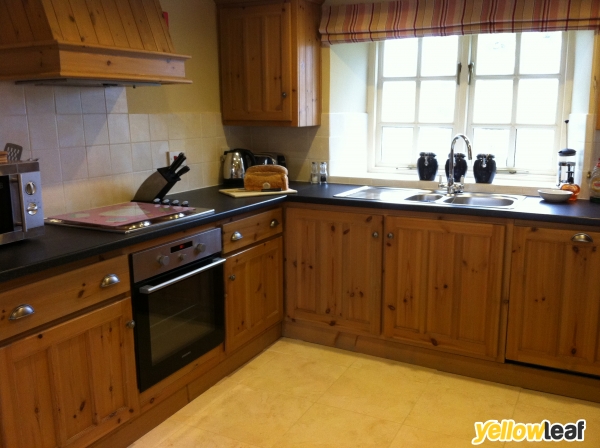 Great Ashley Farm B&B And Cottage