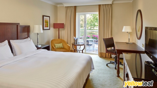 Tudor Park Marriott Hotel & Country Club