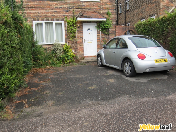 Crawley Bed And Breakfast