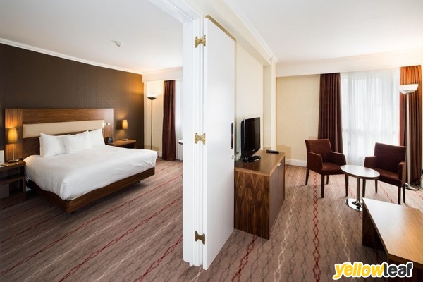 DoubleTree by Hilton Hotel Dartford Bridge