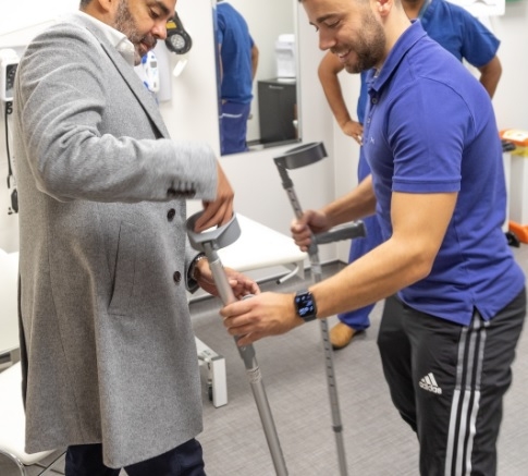 Dr Arj Imbuldeniya Twickenham, Chiswick and Richmond Knee and Hip Specialist Consultant